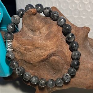 8mm Larvakite (Super Flashy)